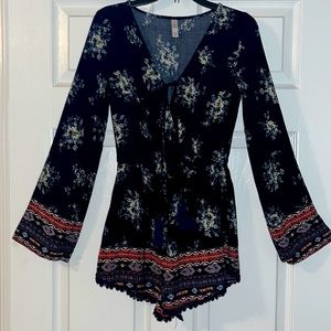 Xhilaration Romper Women’s XS